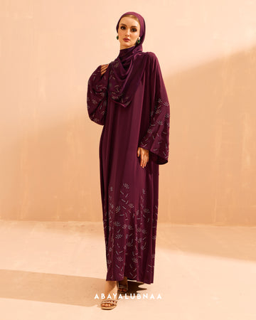 Aurora Abaya in Maroon