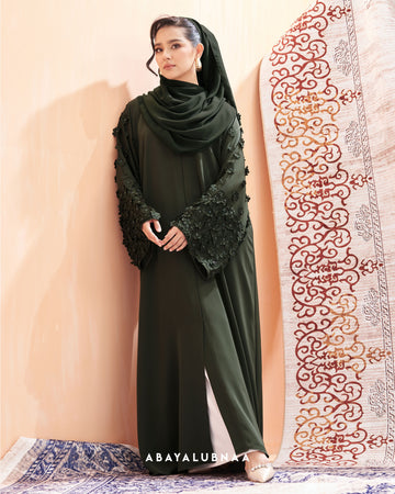 Daphne Abaya in Olive Green