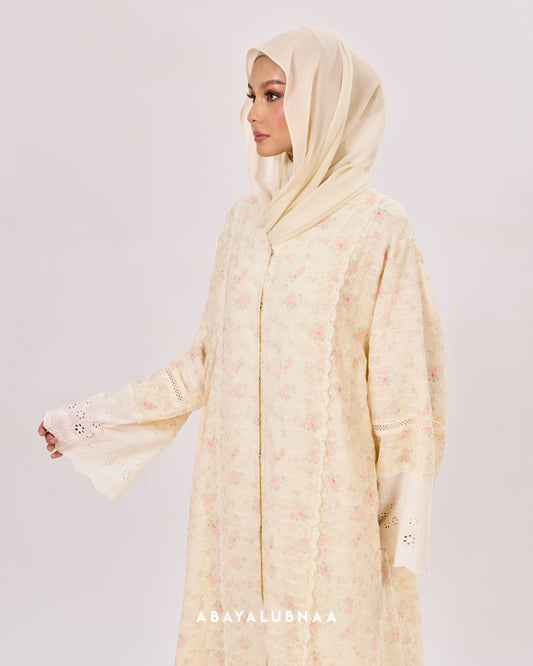 Isma Abaya in Pink