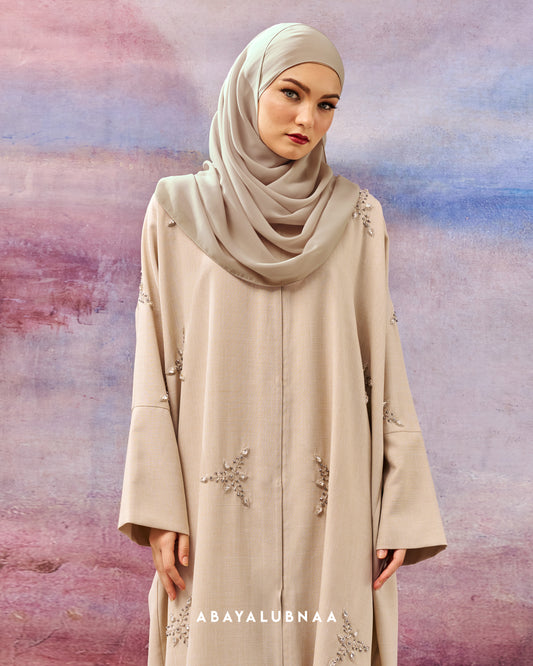 Khyra Abaya in Nude