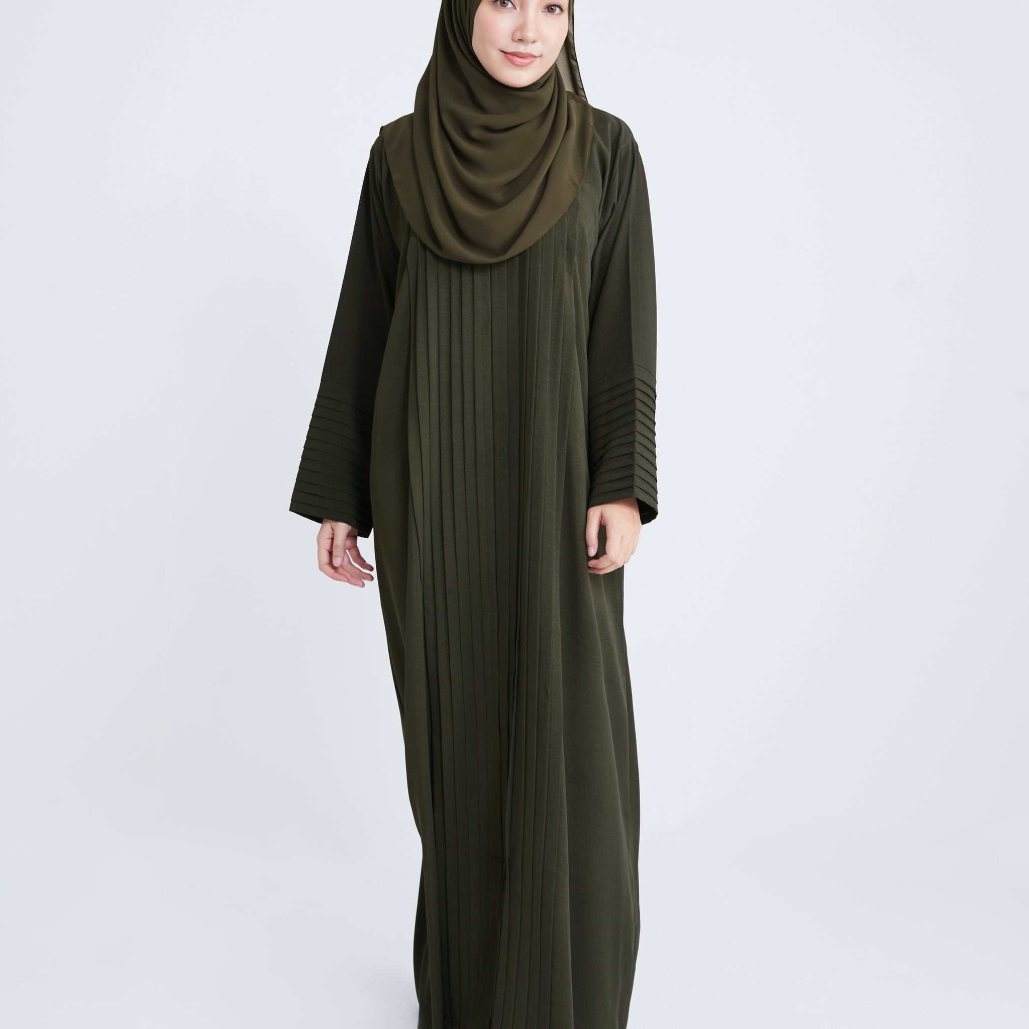 Nadya Abaya in Olive Green