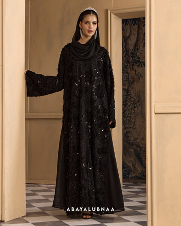 Vera Abaya in Meteorite