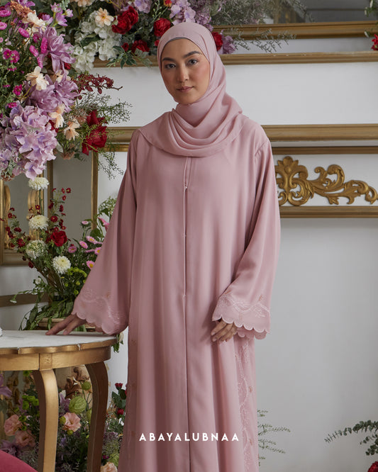 Violet Abaya in Baby Pink