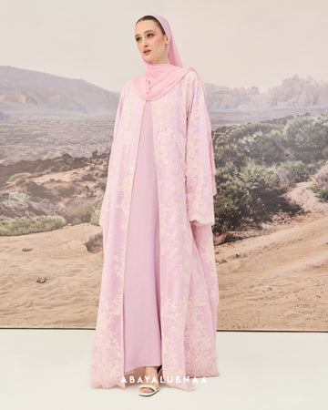 Wafa Abaya in Pink