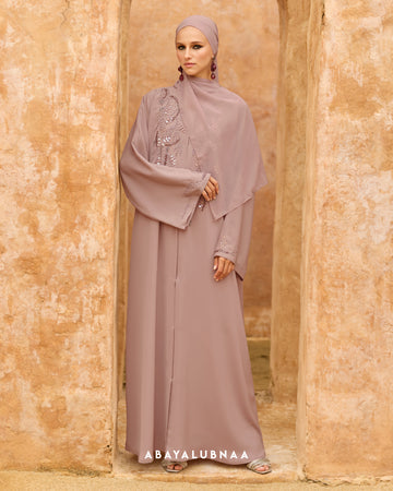 Yasmine Abaya in Pink